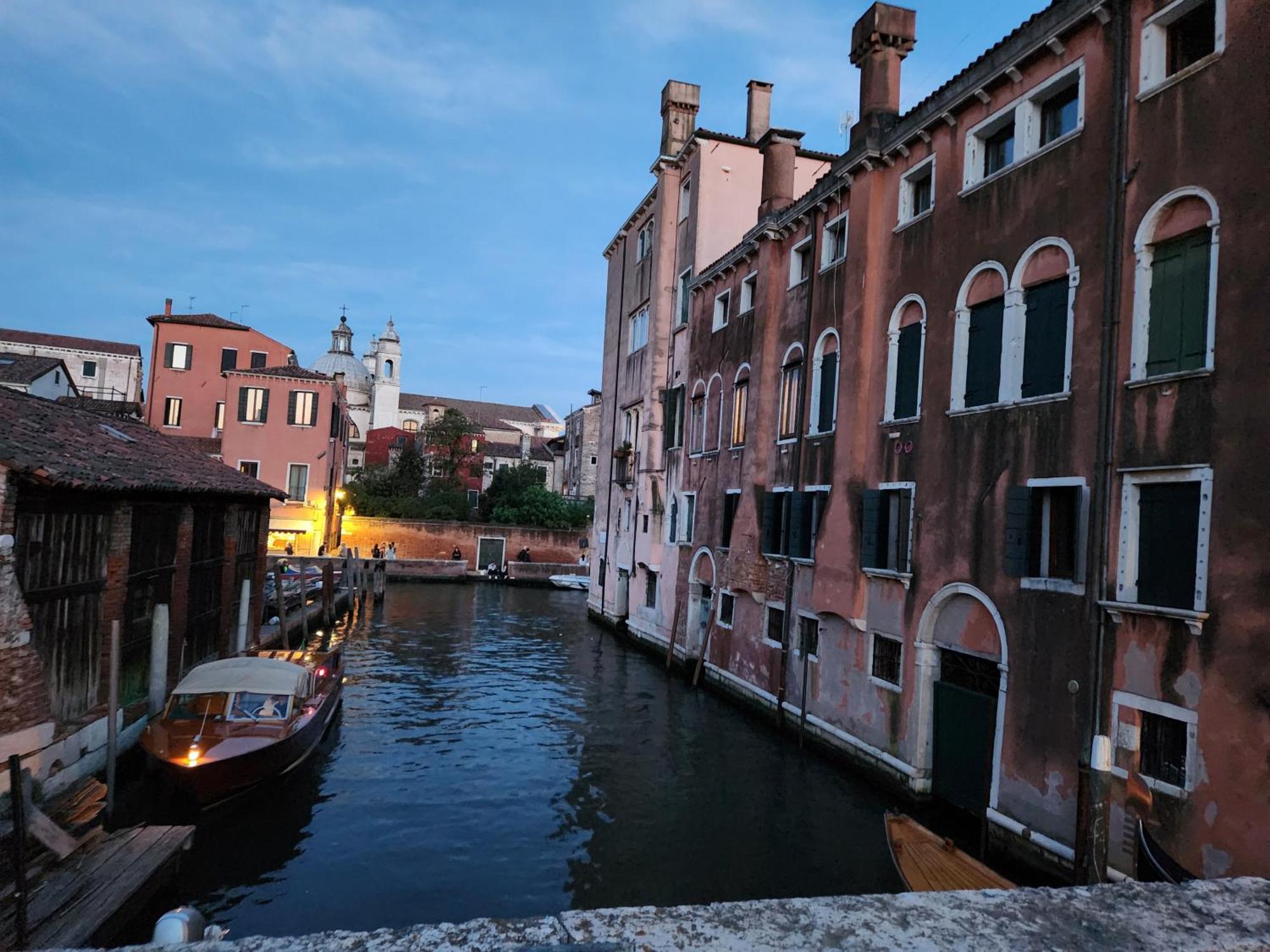 Lo Squero Apt Venice Luaran gambar